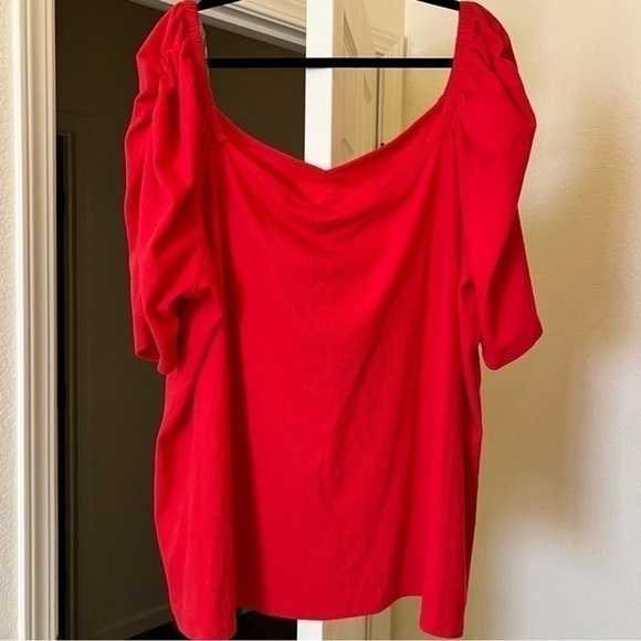 Ava & Viv Red Short Sleeve Blouse - Picture 1 of 5